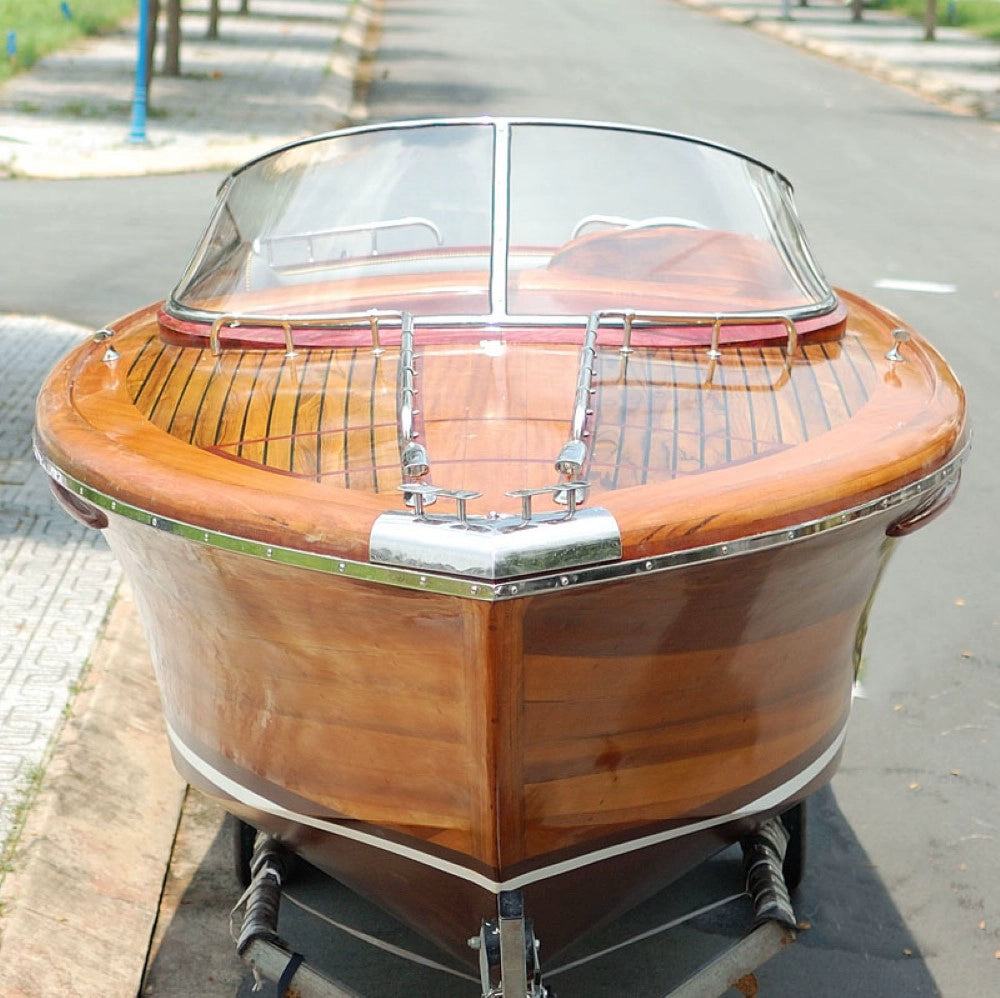 Speedboat V6 inspired by Rivarama Runabout | Custom Build Deposit