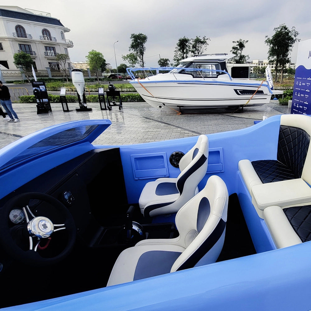 WaveRider GT 17Ft – Sport &Thrill Edition