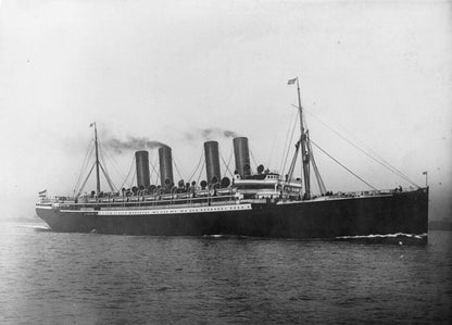 SS Kaiser Wilhelm der Grosse Ocean Liner 30 inches boat model