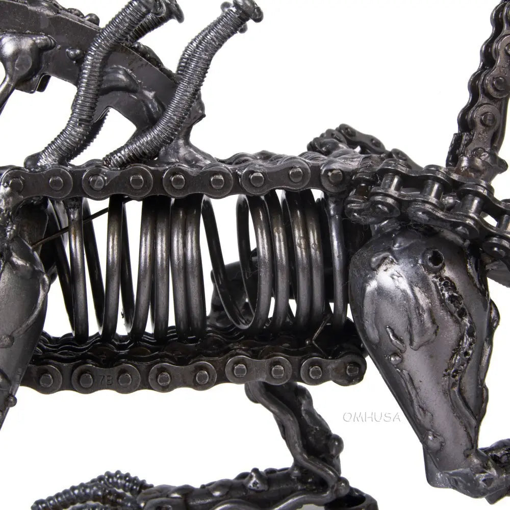 Metal Alien Xenomorph XX121