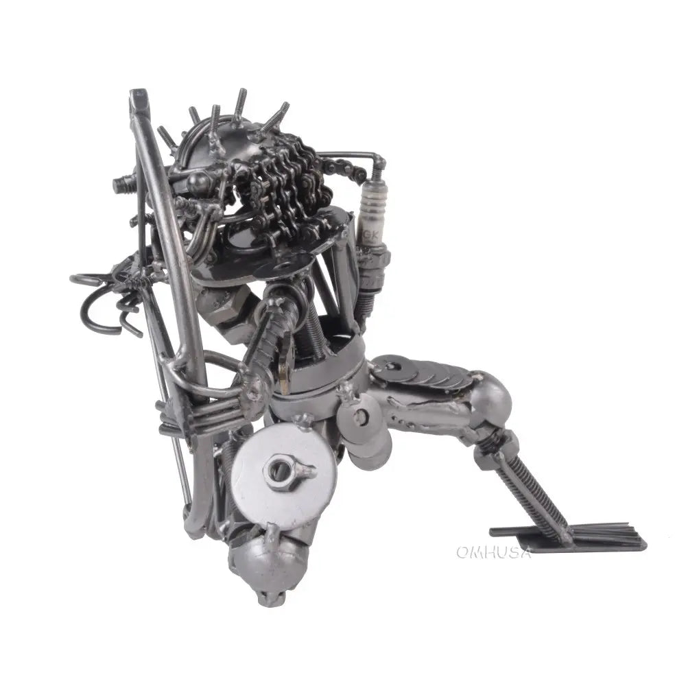 Metal Predator with Bow & Arrow Pose 2