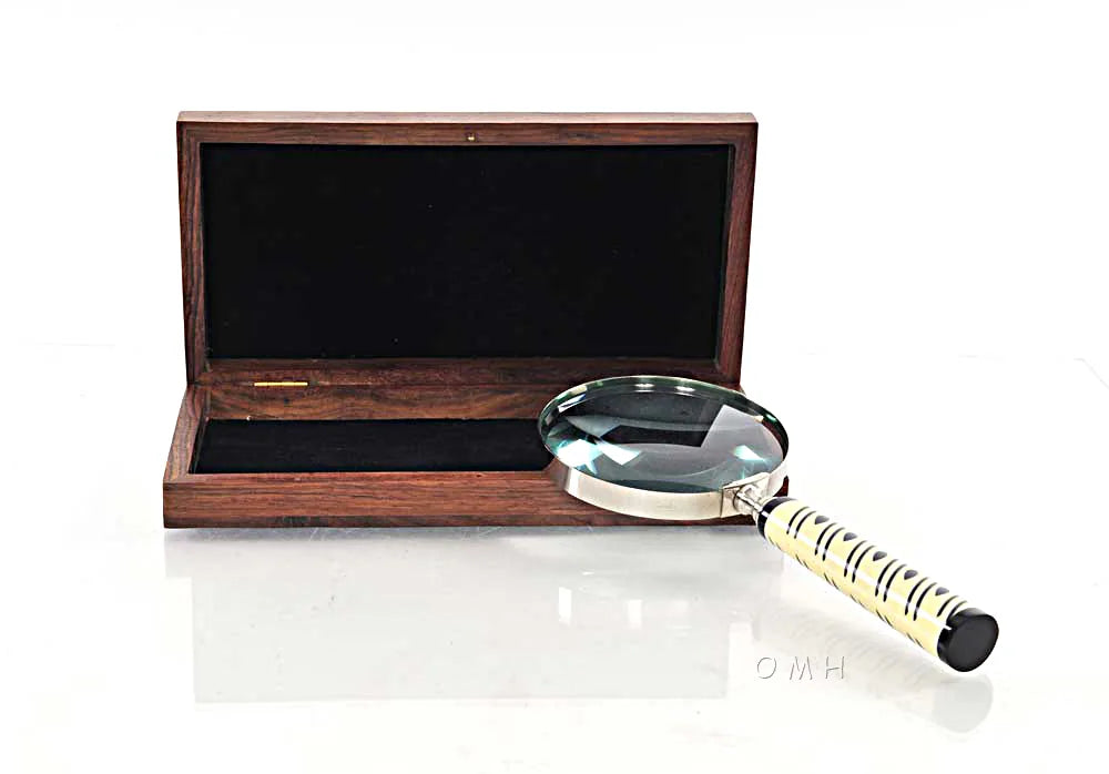 Loupe dans boîte en bois – 4 pouces