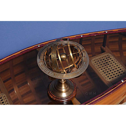 Sphère armillaire sur socle en bois