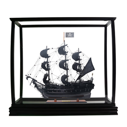 Display case for tall ship medium