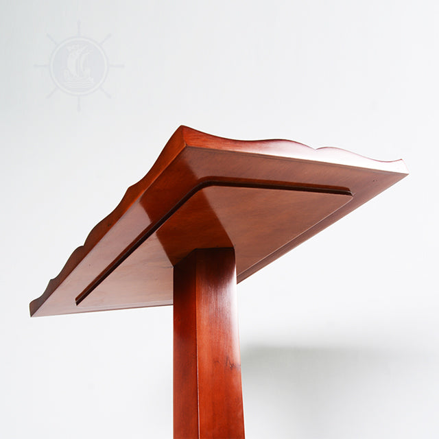 P070 - Wooden Certificate Stand