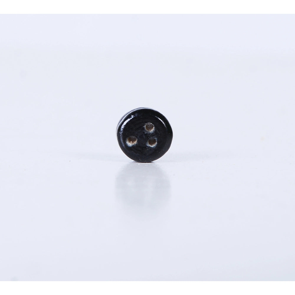 Three-Hole Deadeye Medium - Large