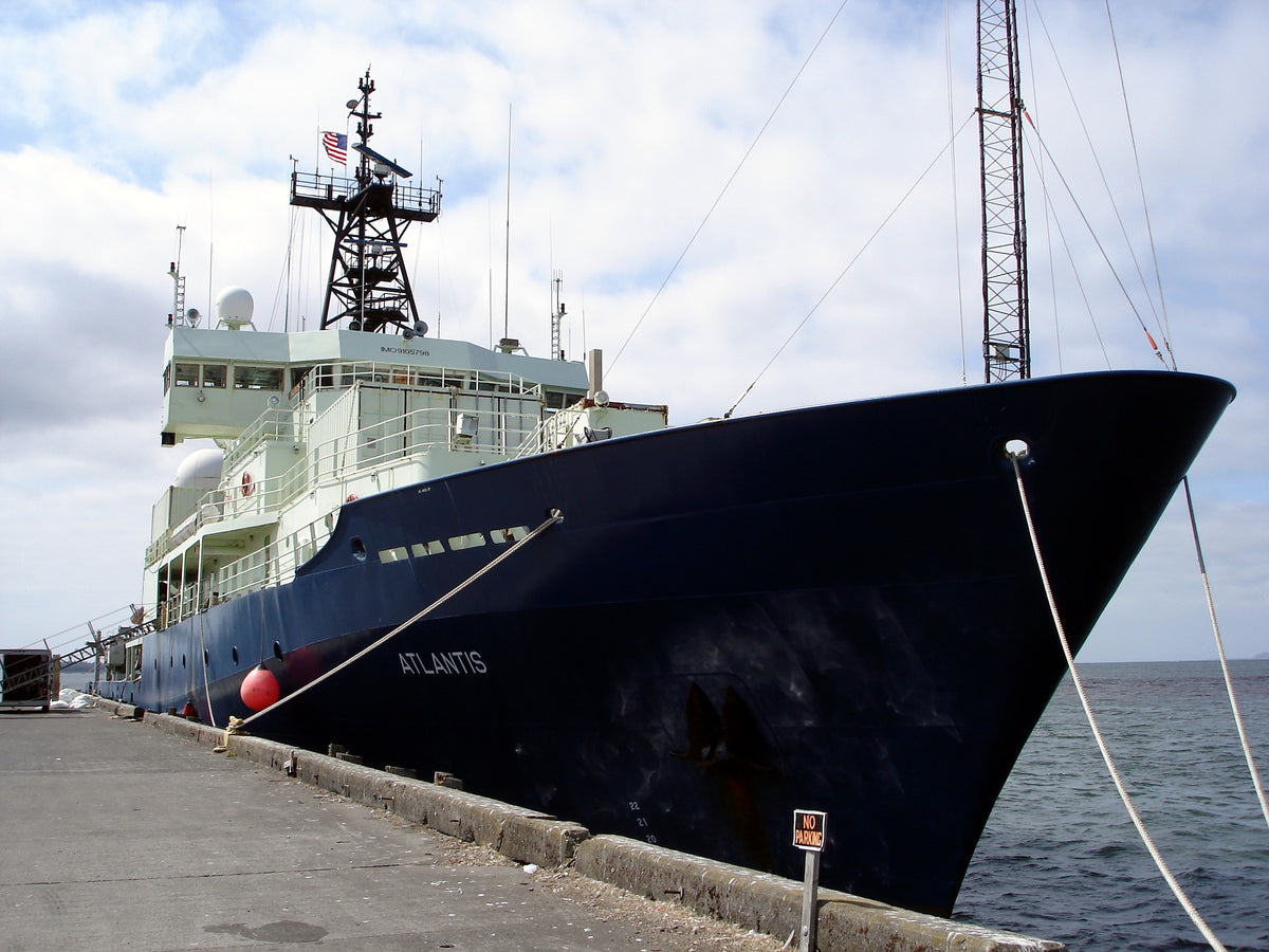 R/V Atlantis Research 36 inches boat Model