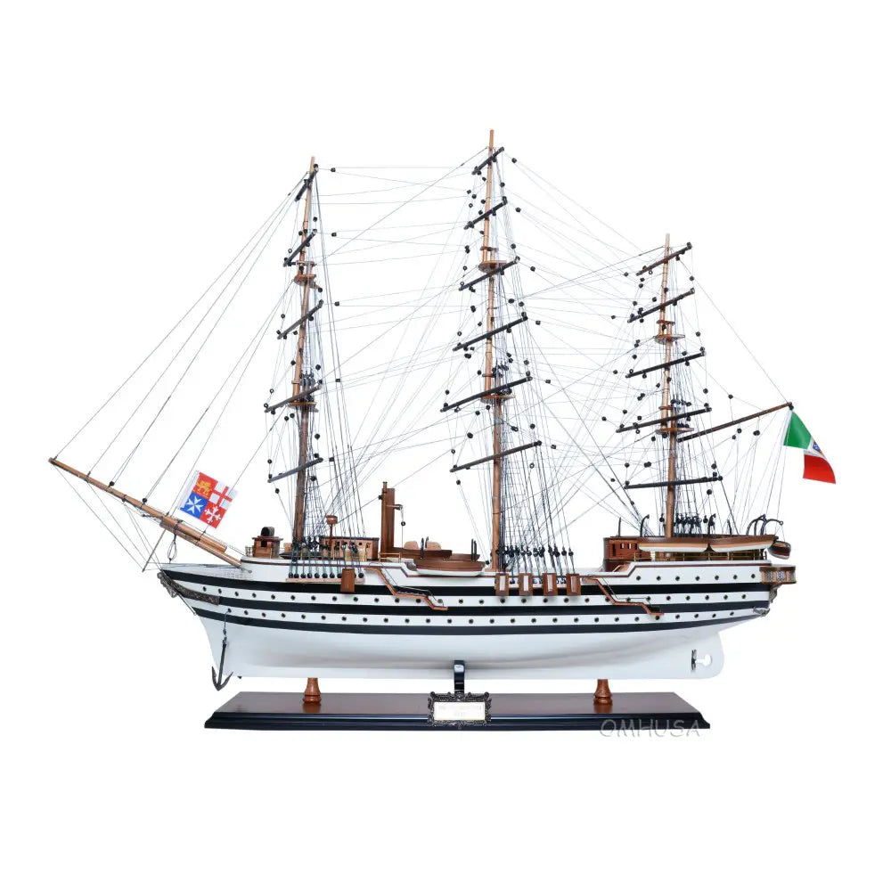 Amerigo Vespucci Painted Admiral Line