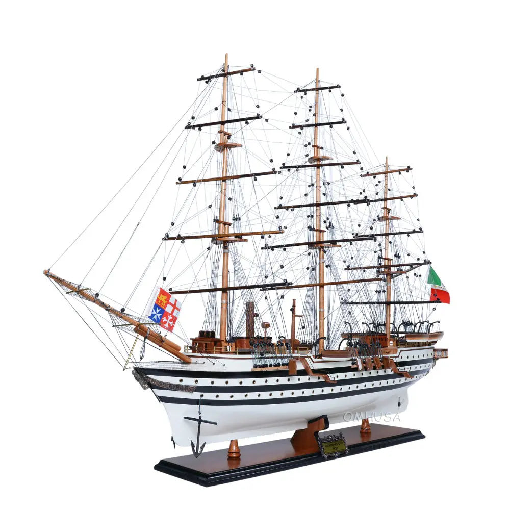Amerigo Vespucci Painted Admiral Line