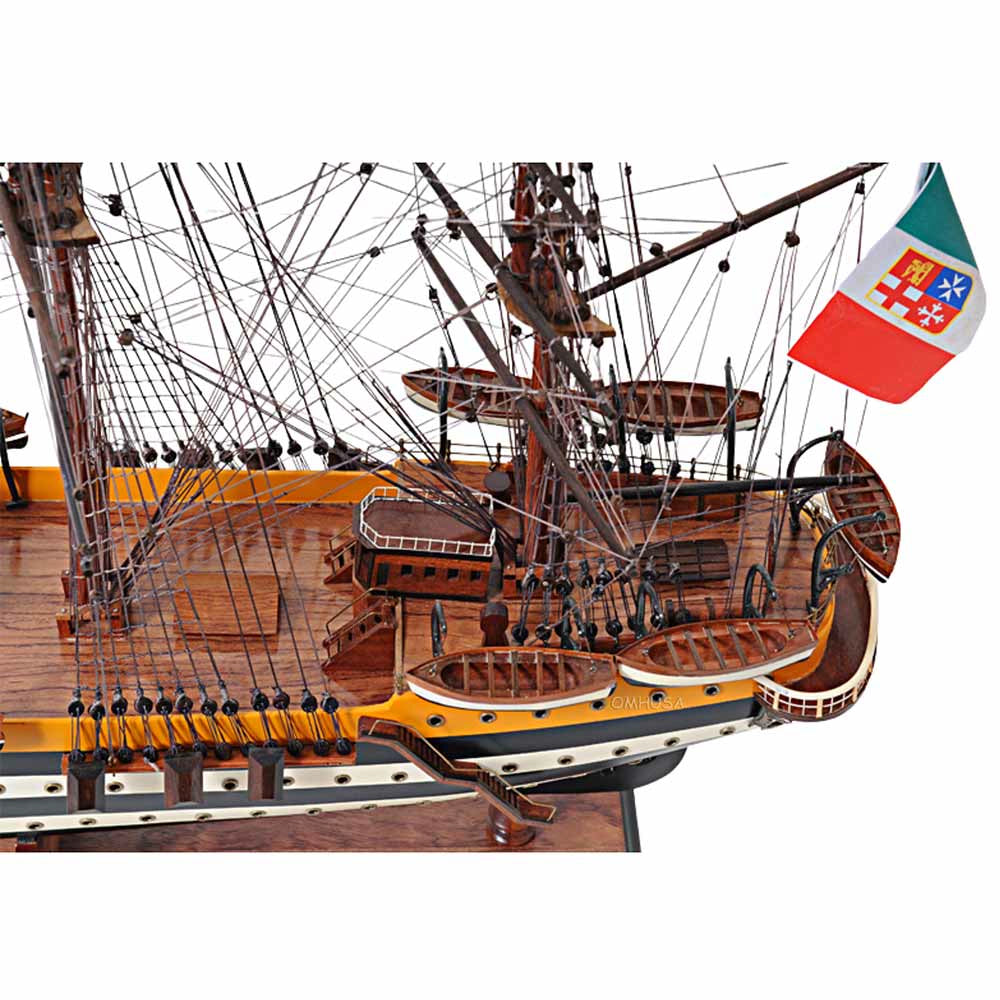 Amerigo Vespucci Medium Admiral Line | New Model