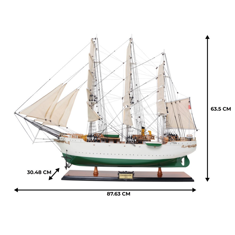 Danmark Yelkenli Gemi Modeli Admiral Hattı