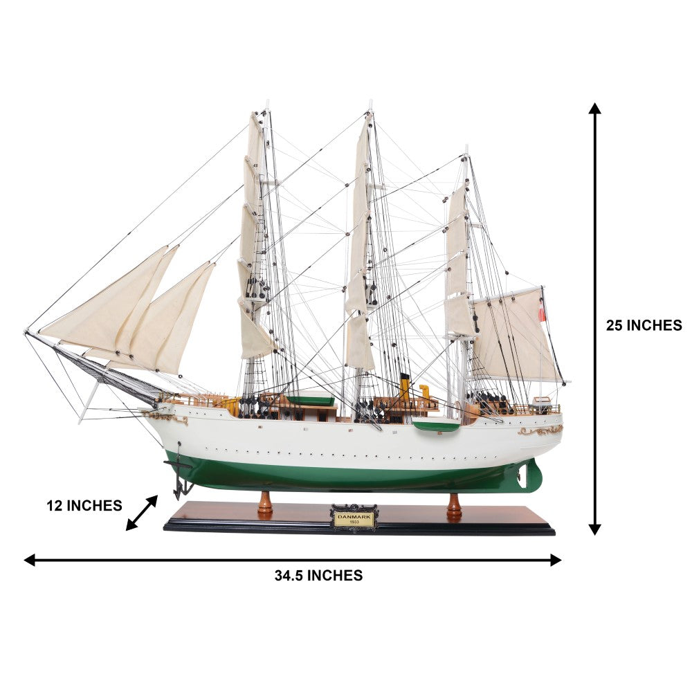 Danmark Yelkenli Gemi Modeli Admiral Hattı
