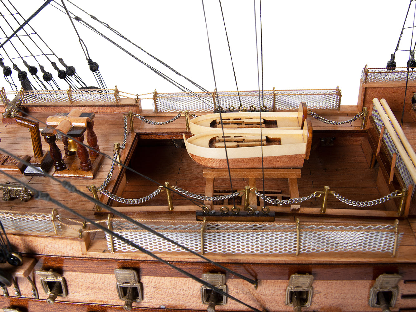 Ultimate HMS Victory Combo: A Model Ship and Classic Hat