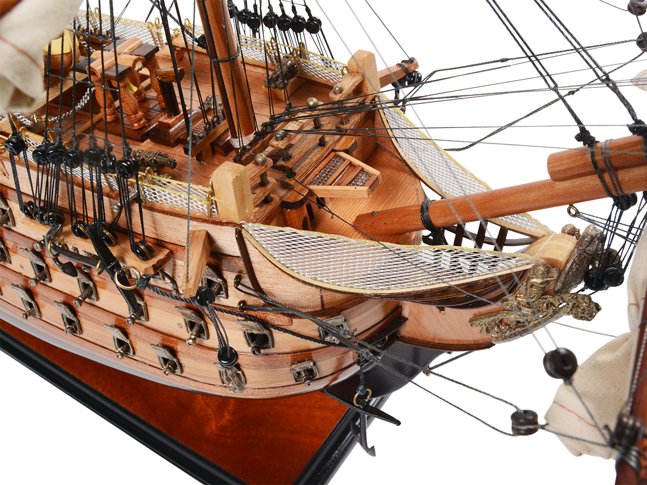 Ultimate HMS Victory Combo: A Model Ship and Classic Hat
