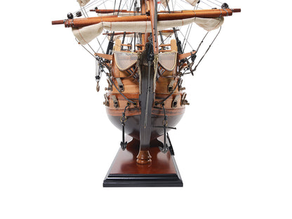 Ultimate HMS Victory Combo: A Model Ship and Classic Hat