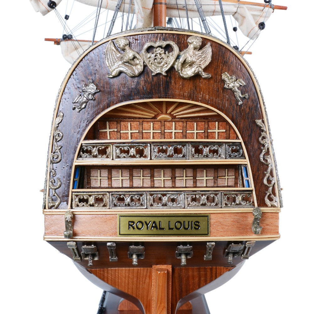T059 - Royal Louis E.E. Admiral Line