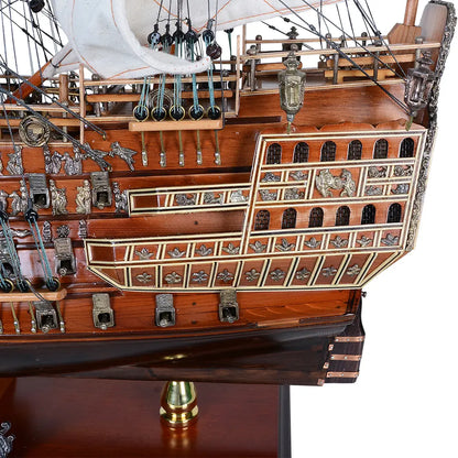 Sovereign of the Seas Medium Downwind Full Sails Limited Edition Only 100 Produced Admiral Line