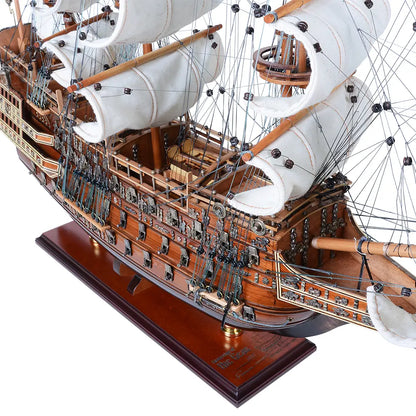 Sovereign of the Seas Medium Downwind Full Sails Limited Edition Only 100 Produced Admiral Line
