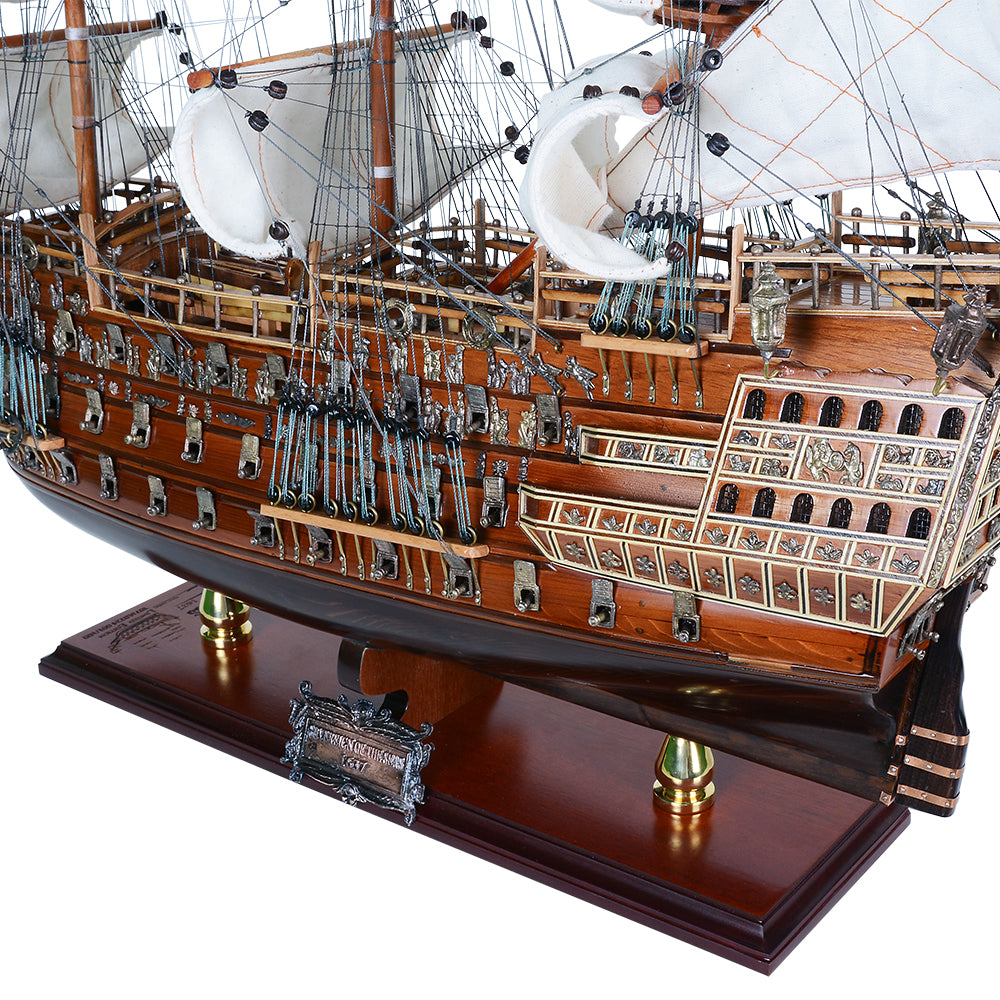 Sovereign of the Seas Medium Downwind Tam Yelken Limited Üretim Sadece 100 Adet Amiral Serisi