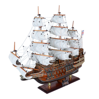 Sovereign of the Seas Medium Downwind Tam Yelken Limited Üretim Sadece 100 Adet Amiral Serisi