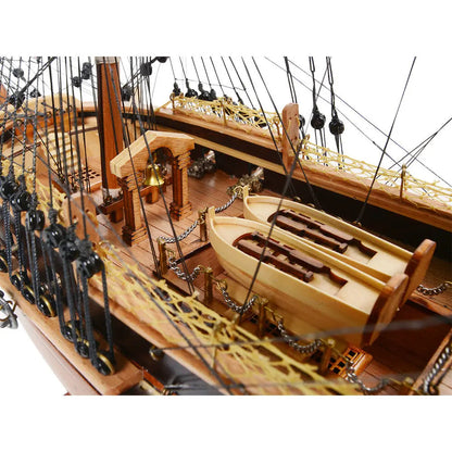 Ultimate USS Constitution Combo: A Model Ship and Classic Hat