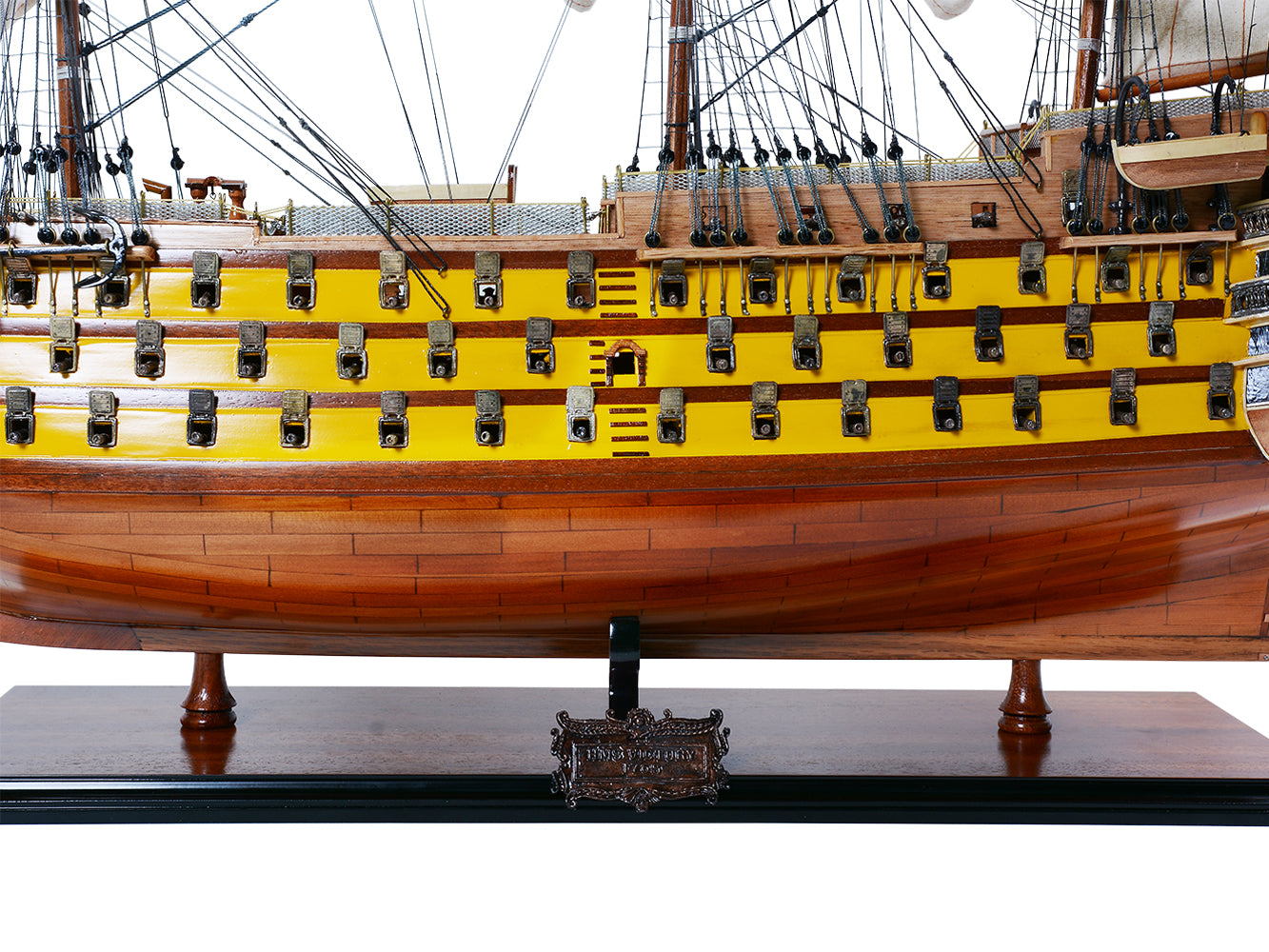 Ultimate HMS Victory Combo: A Model Ship and Classic Hat