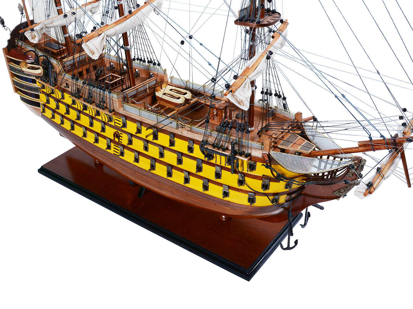 Ultimate HMS Victory Combo: A Model Ship and Classic Hat