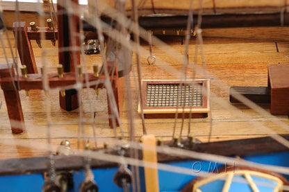 HMS Bounty Admiral Line
