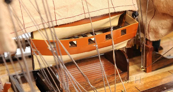 HMS Bounty Admiral Line