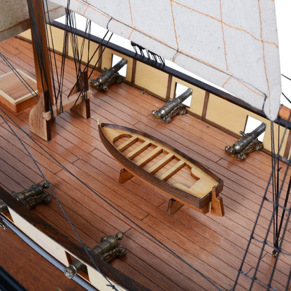 Lynx Painted Tall Ship Model Captain Line