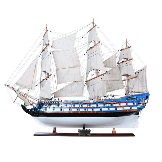 Le Protecteur Medium Admiral Line | Fully Assembled