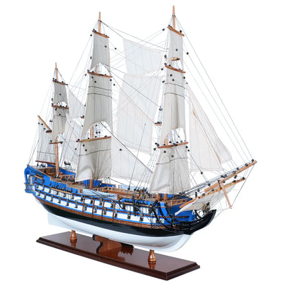 Le Protecteur Medium Admiral Line | Fully Assembled