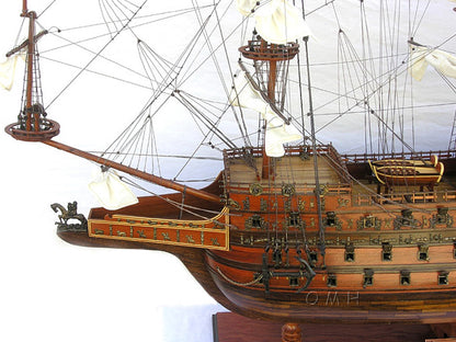 HMS Sovereign of The Seas XL With Display Case No Glass
