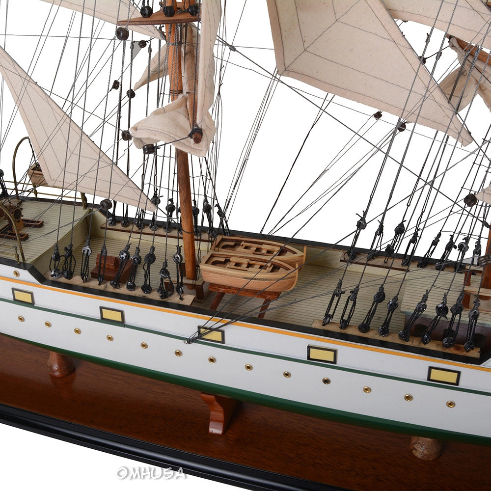 Gorch Fock Medium Admiral Line | Fully Assembled