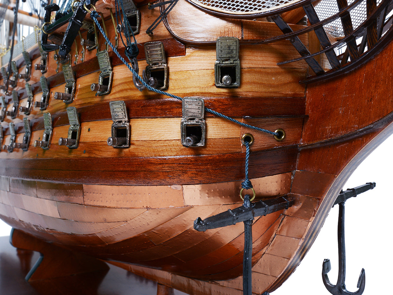 Ultimate HMS Victory Combo: A Model Ship and Classic Hat
