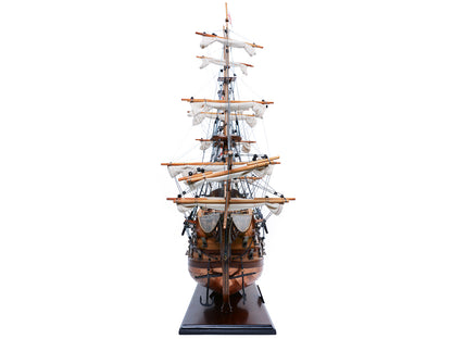 Ultimate HMS Victory Combo: A Model Ship and Classic Hat