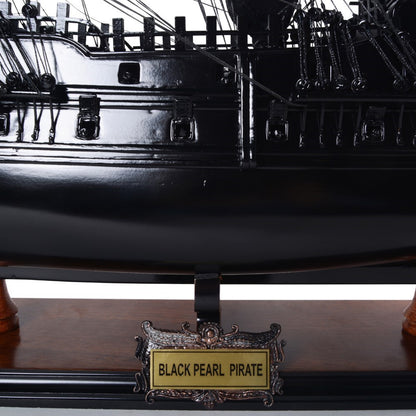 MAQUETTE DE BATEAU DE PIRATE BLACK PEARL MEDIUM
