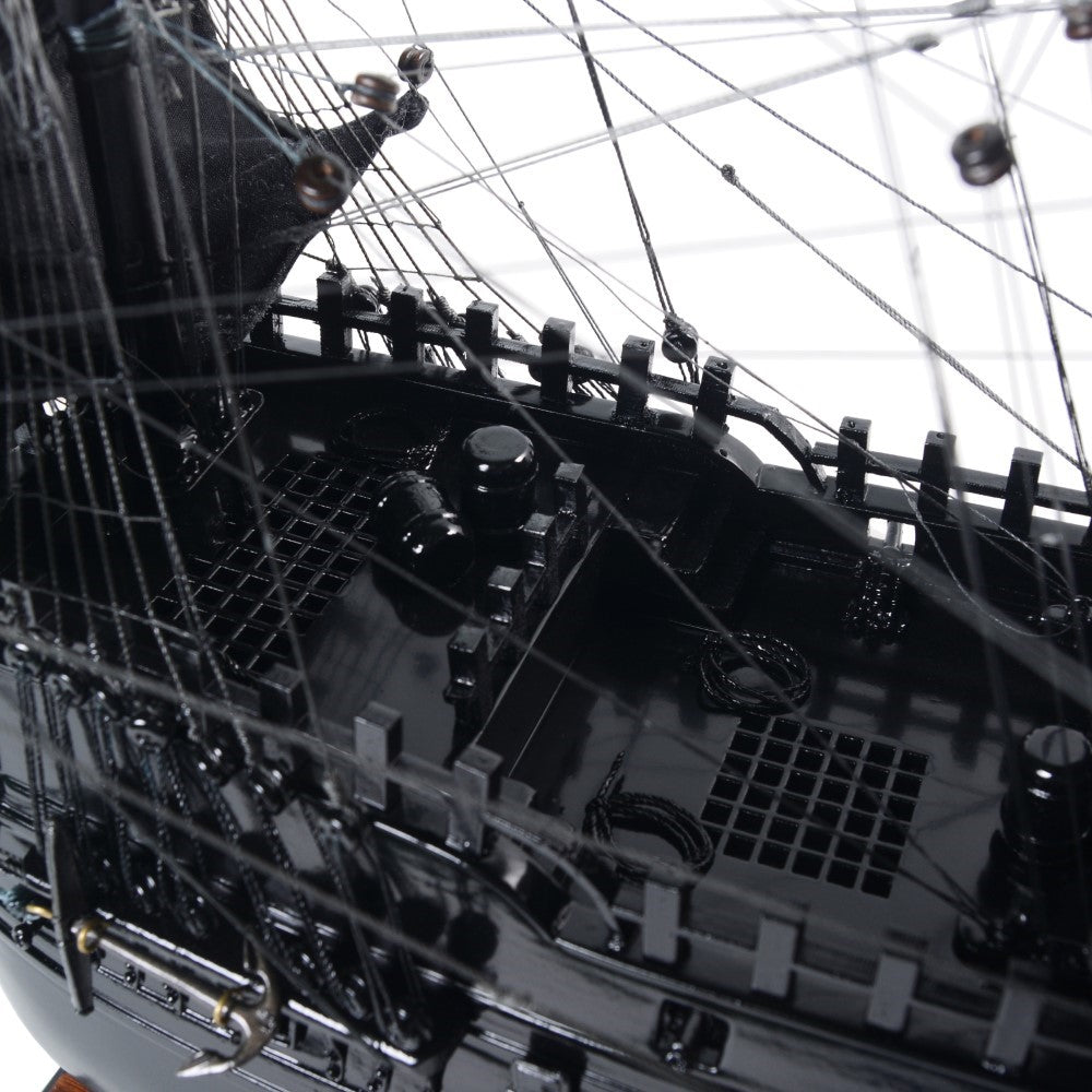 MAQUETTE DE BATEAU DE PIRATE BLACK PEARL MEDIUM