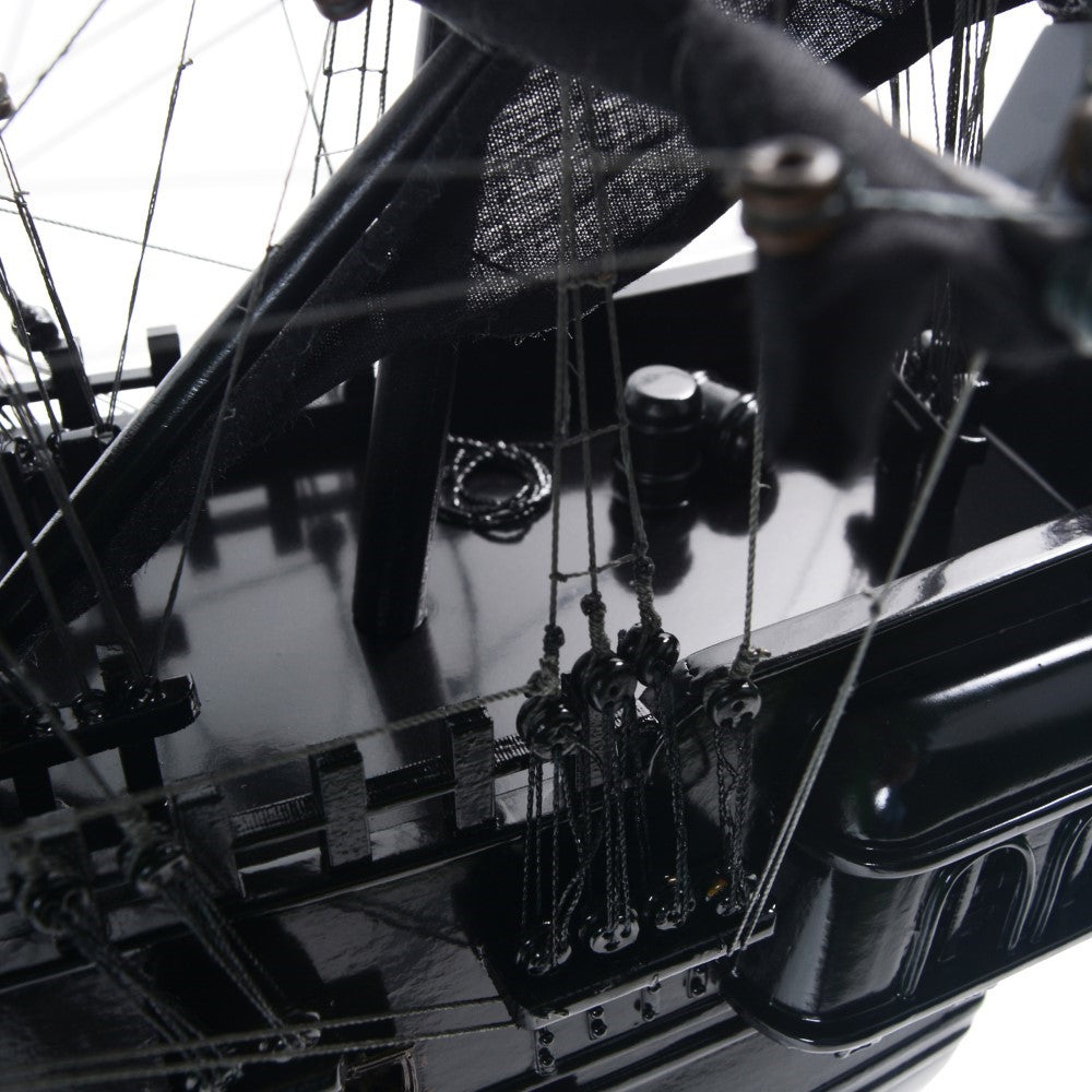 MAQUETTE DE BATEAU DE PIRATE BLACK PEARL MEDIUM