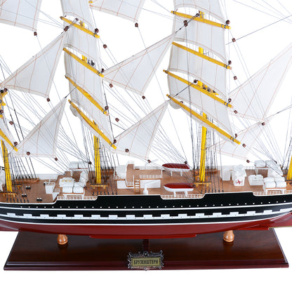 Kruzenshtern Painted Large | Fully Assembled