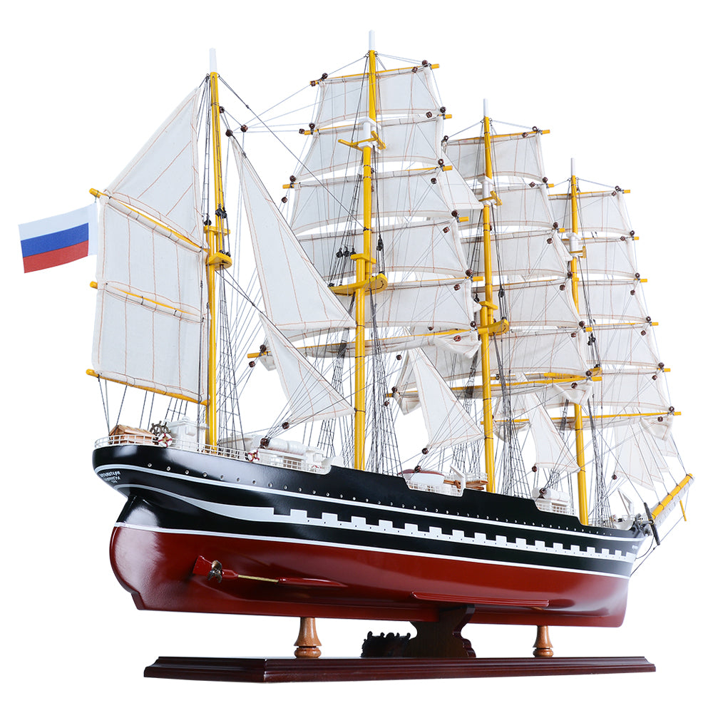 Kruzenshtern Painted Large | Fully Assembled