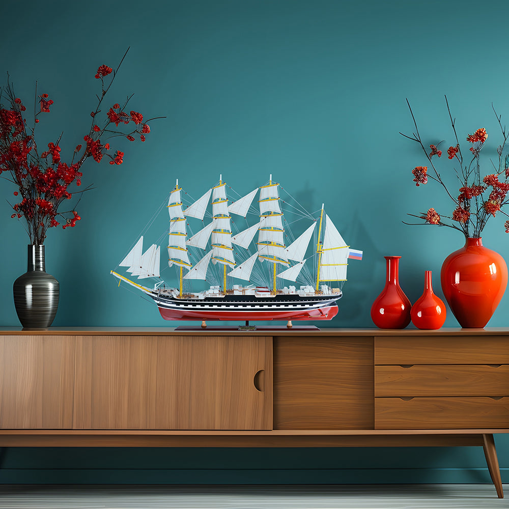 Kruzenshtern Painted Large | Fully Assembled
