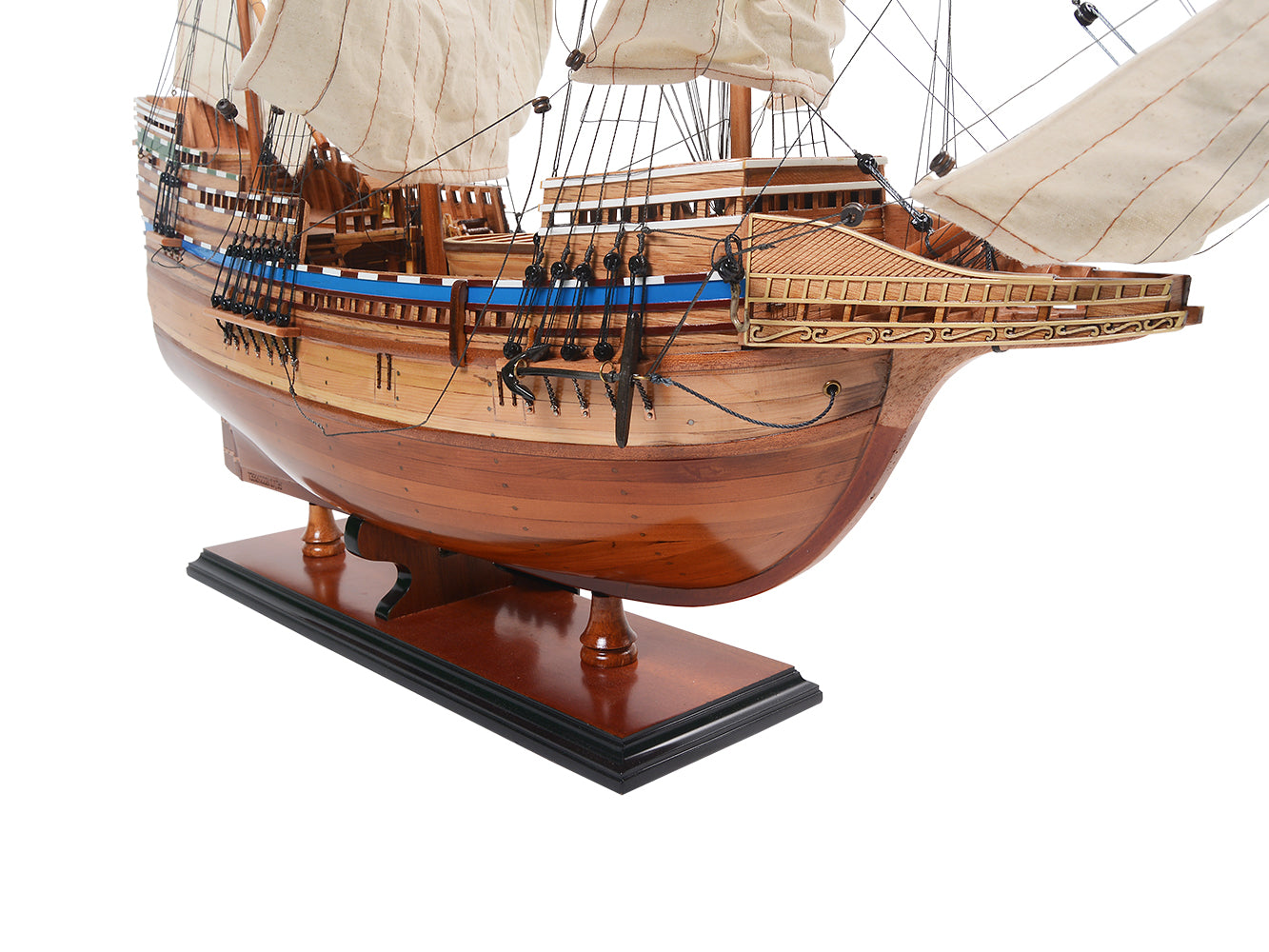 Majestic Mayflower Combo: A Model Ship and Iconic T-Shirt