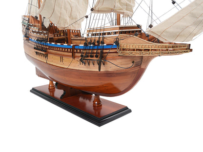 Majestic Mayflower Combo: A Model Ship and Iconic T-Shirt