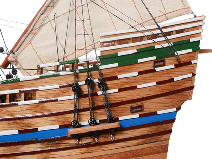 Majestic Mayflower Combo: A Model Ship and Iconic T-Shirt
