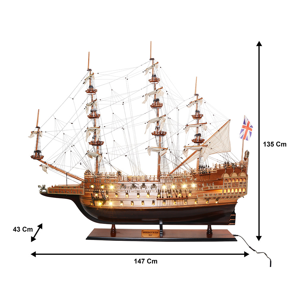 Sovereign of the Seas XL avec lumières
