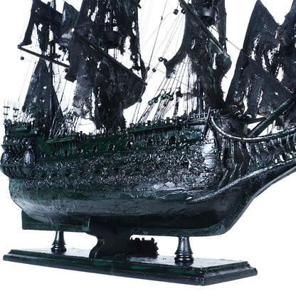 Flying Dutchman Medium Admiral Line
