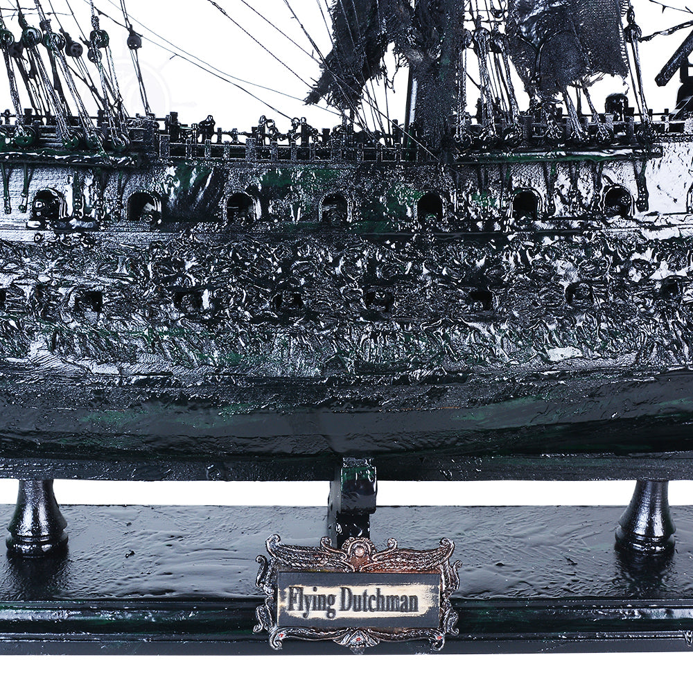 Flying Dutchman Medium Admiral Line