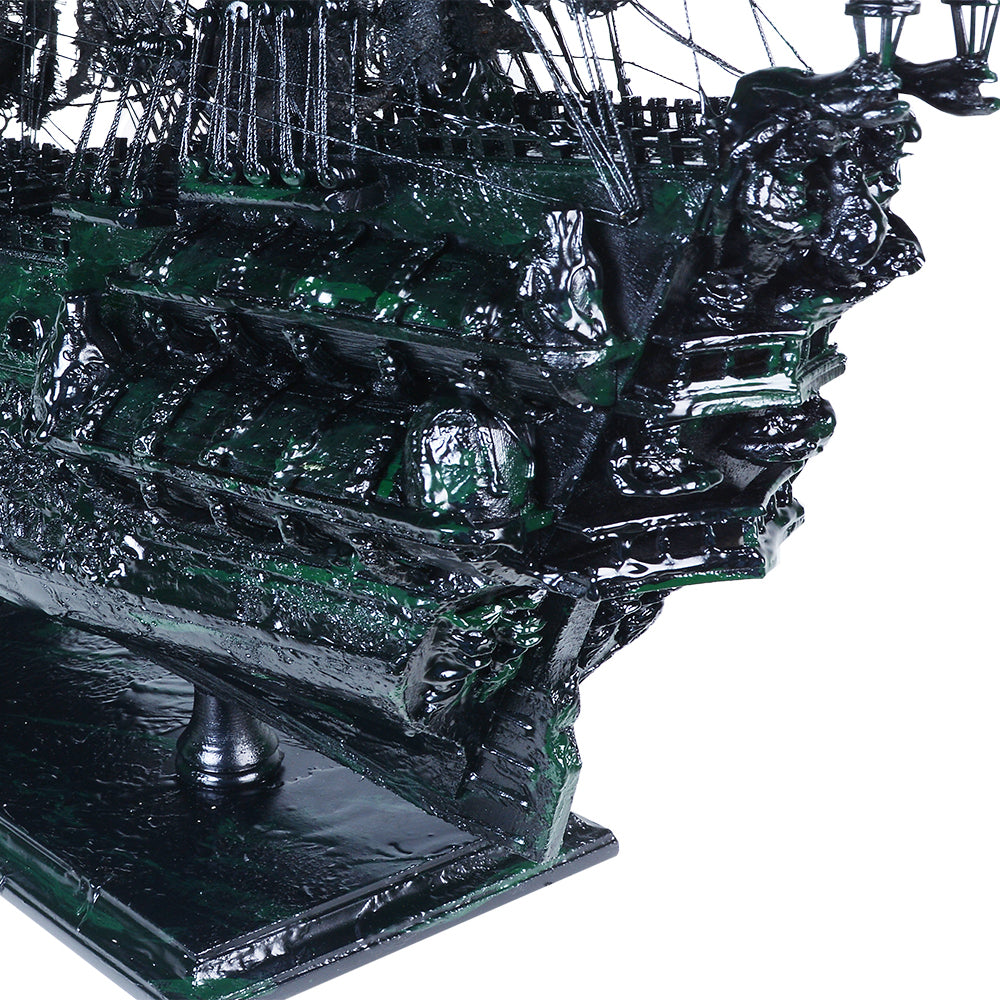 Flying Dutchman Medium Admiral Line
