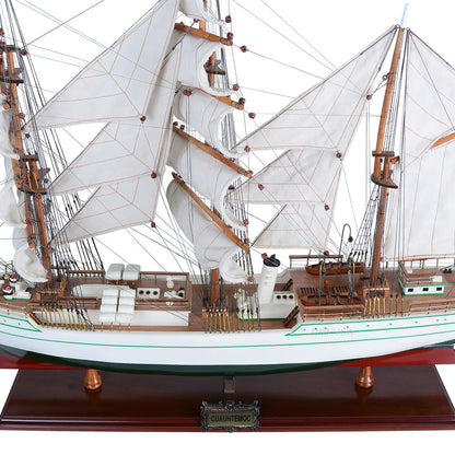 Cuauhtemoc Large (curved sails)